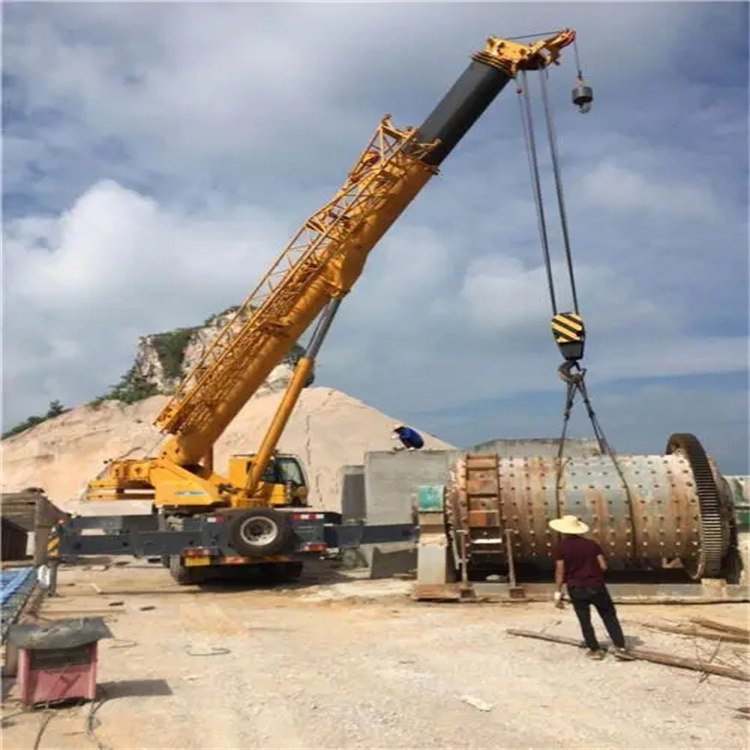 德格吊车的运输费用是否包含在租赁费用中